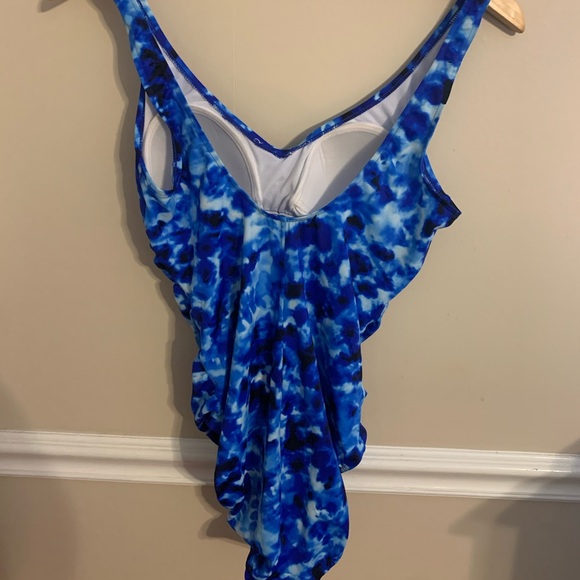 NEW One Piece - Picture 2 of 5